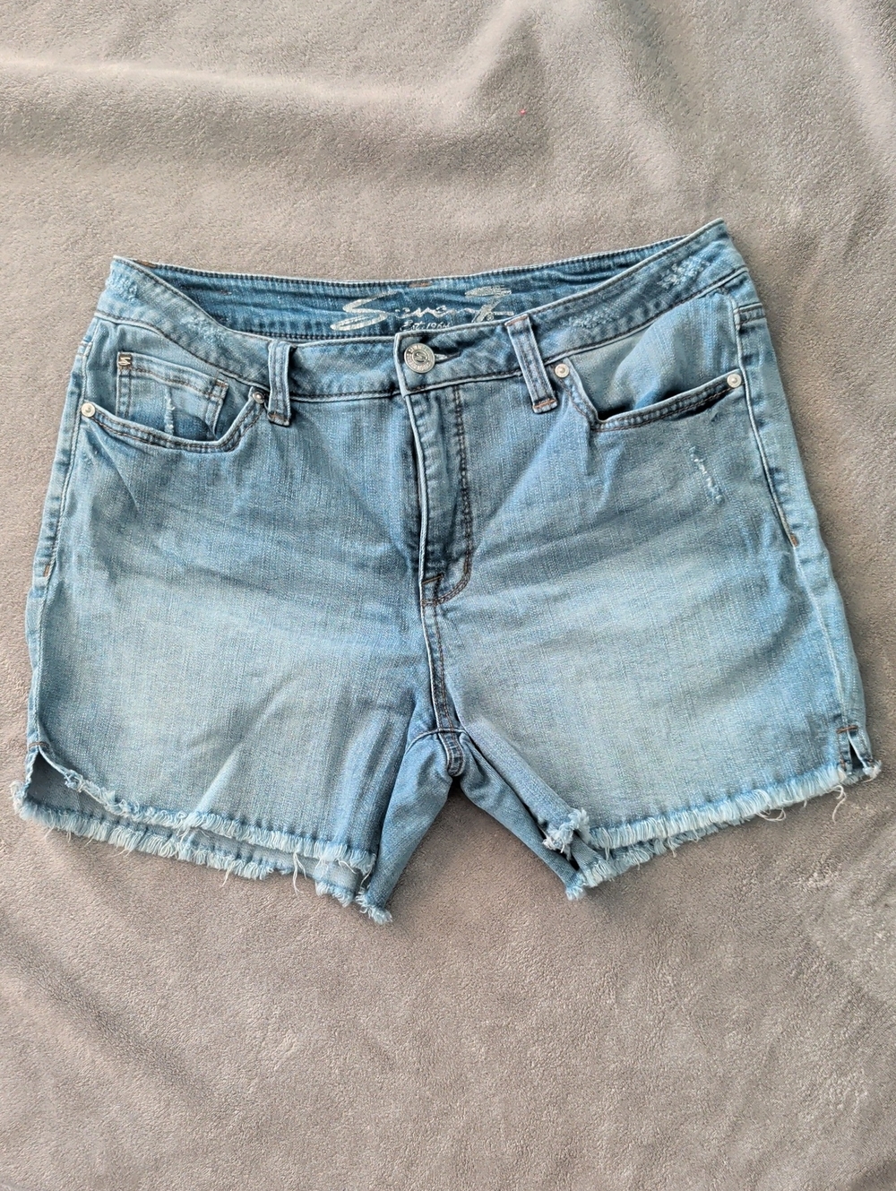 Seven7 Light Wash Frayed Hem Denim Shorts